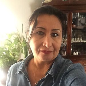 Meet your Posher, Nora